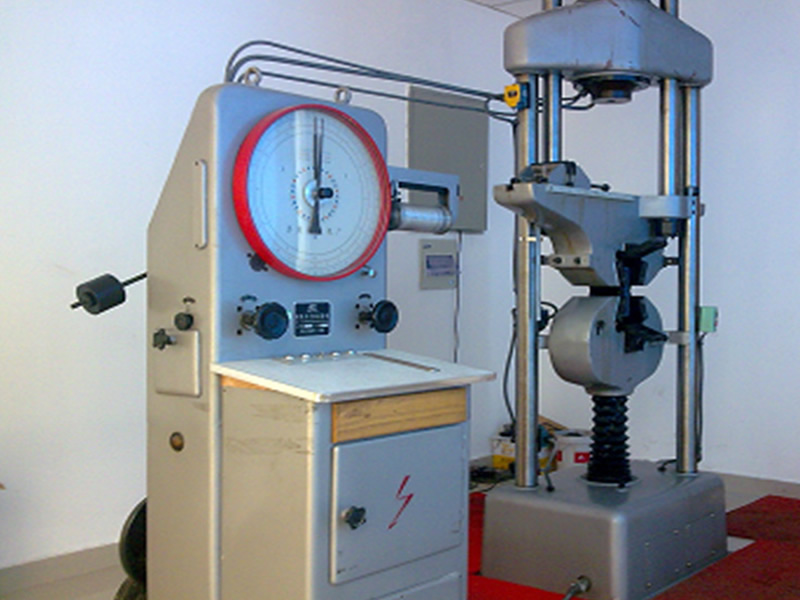  Universal material testing machine